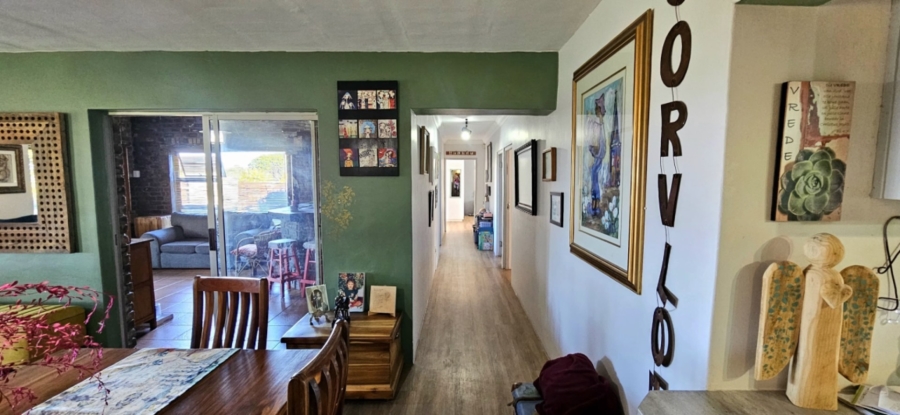 5 Bedroom Property for Sale in Franskraal Western Cape